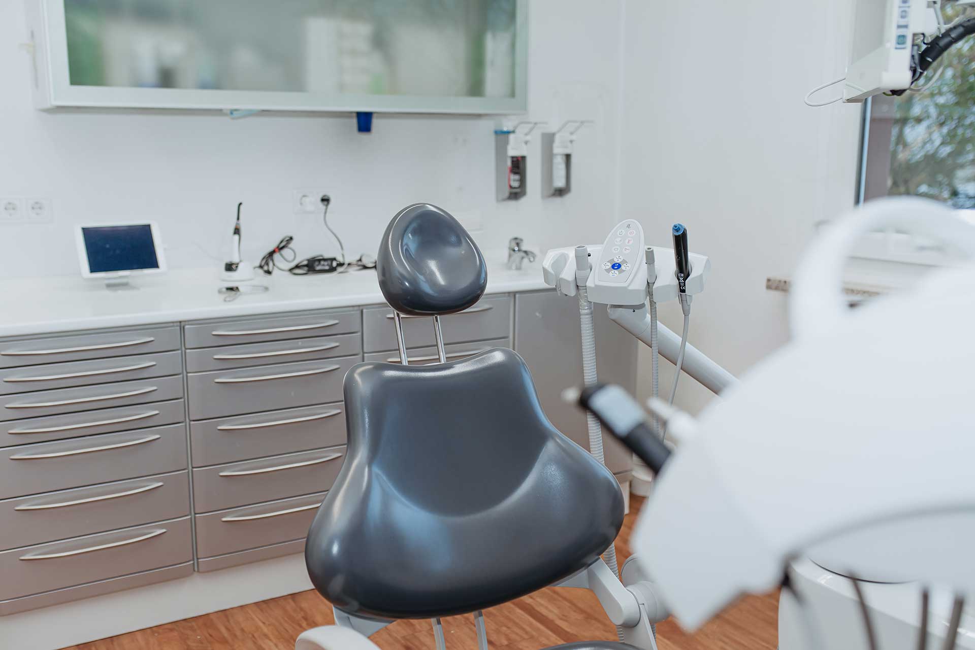 Zahnarztpraxis Dr. Bremmer - Behandlungsraum